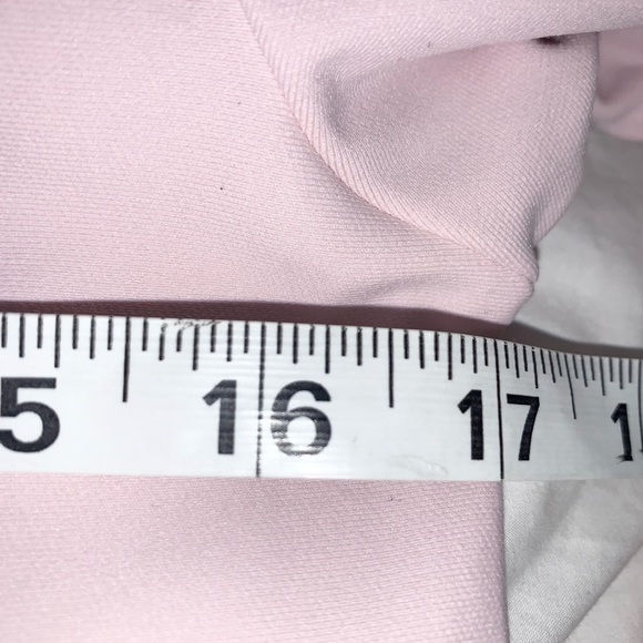 Under Armour light pink Coldgear turtleneck women’s shirt size LARGE L - Picture 15 of 15